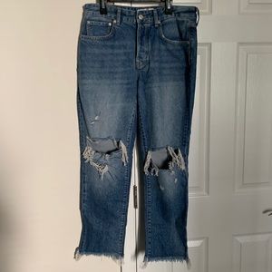 Free people, We the free jeans size 28. Worn twice. Great condition.